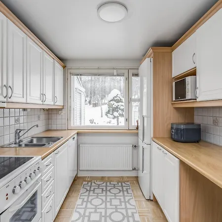 Pansiyon Private Near Metro, Free Parking,direct Bus From Airport *