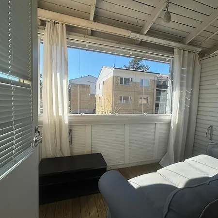 Private Near Metro, Free Parking,direct Bus From Airport * Helsinki